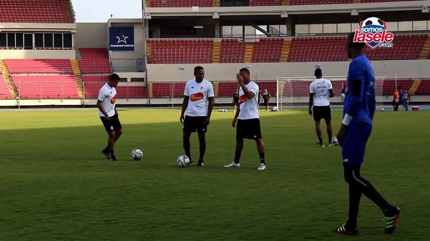La Sele sigue su preparación para el duelo ante La Selecta