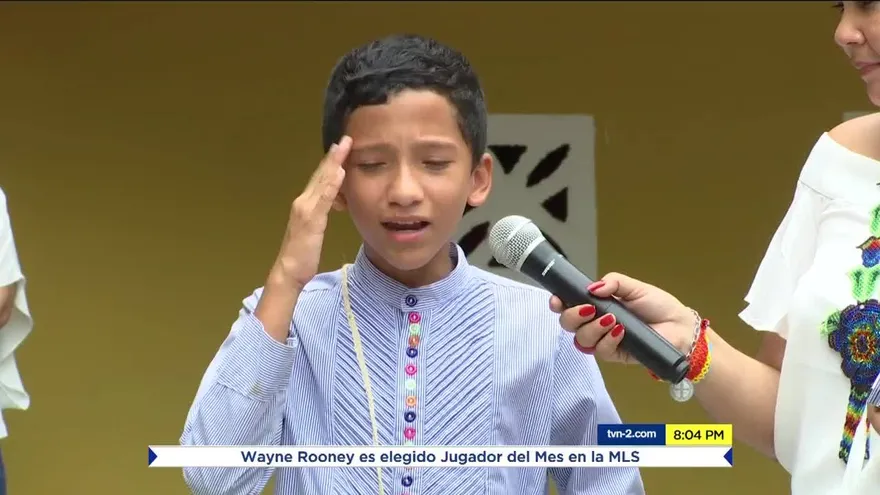 Niños rinden honor a los héroes del 9 de enero