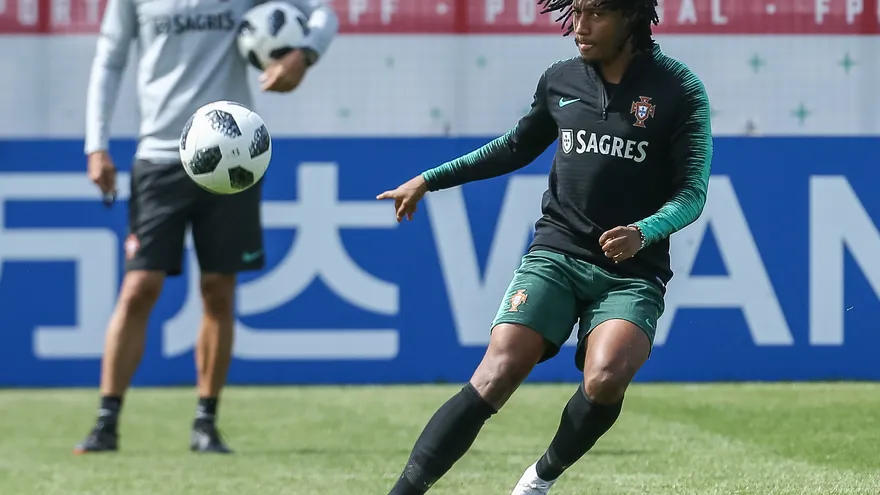 El Atlético ficha al extremo portugués Gelson Martins | Agencia
