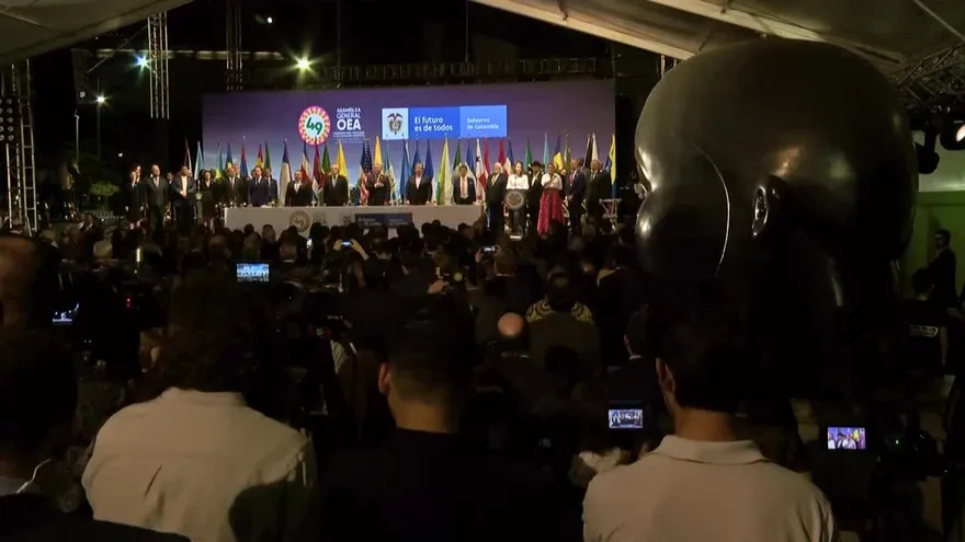 Con llamado a doblegar la dictadura en Venezuela se instala Asamblea General de la OEA
