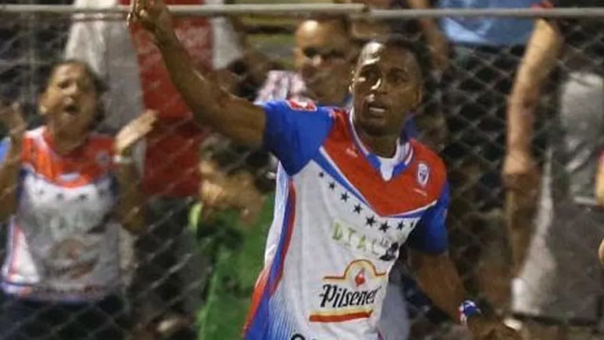 Gol de Nicolás Muñoz el tercero de la temporada con Luis Ángel Firpo