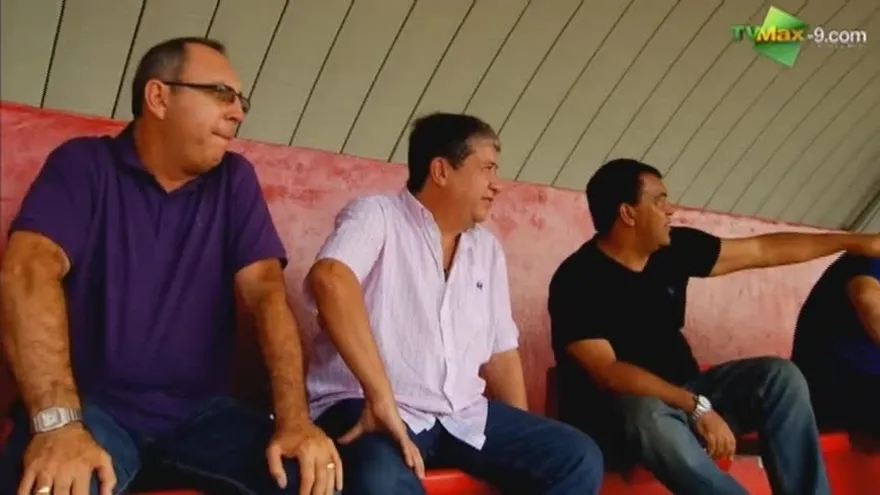 'Bolillo' asiste a entreno del seleccionado Sub-20