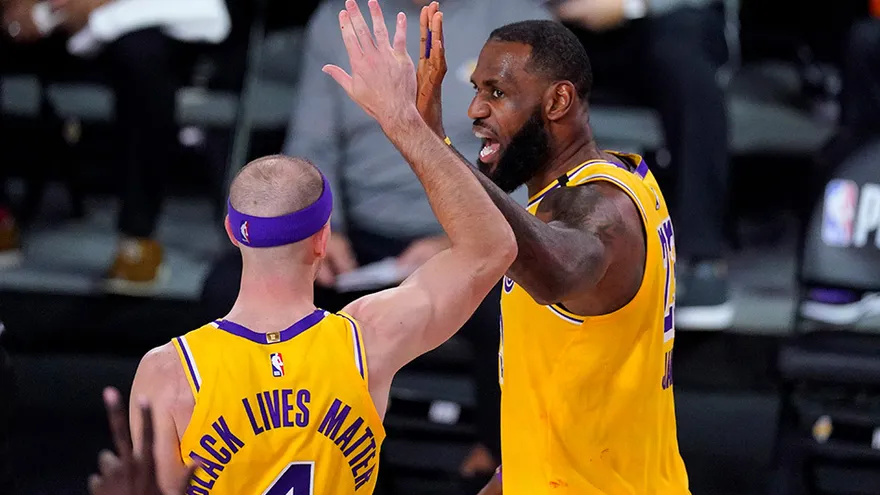 Los Lakers no perdonan a Rockets y les dejan al borde del abismo