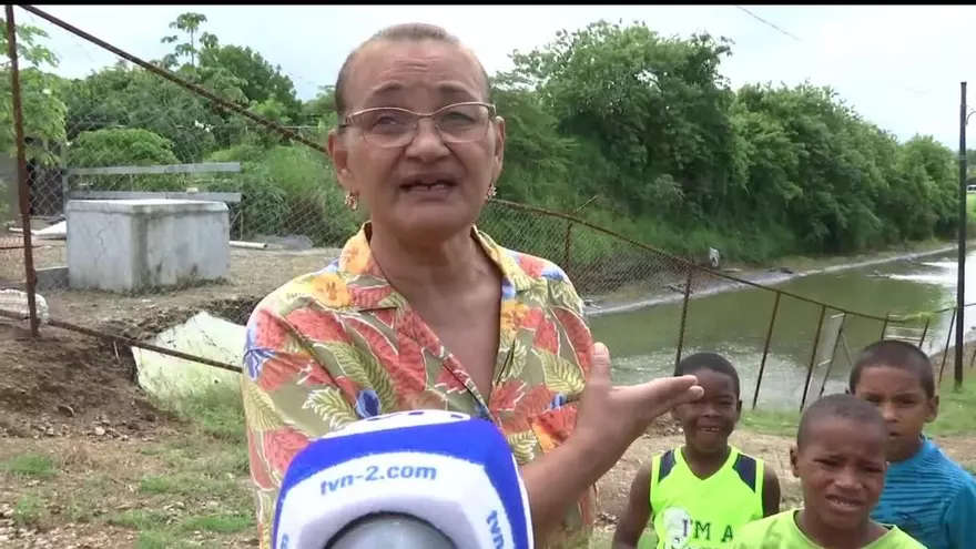 Falta de agua y malos olores en Los Portales de Pacora