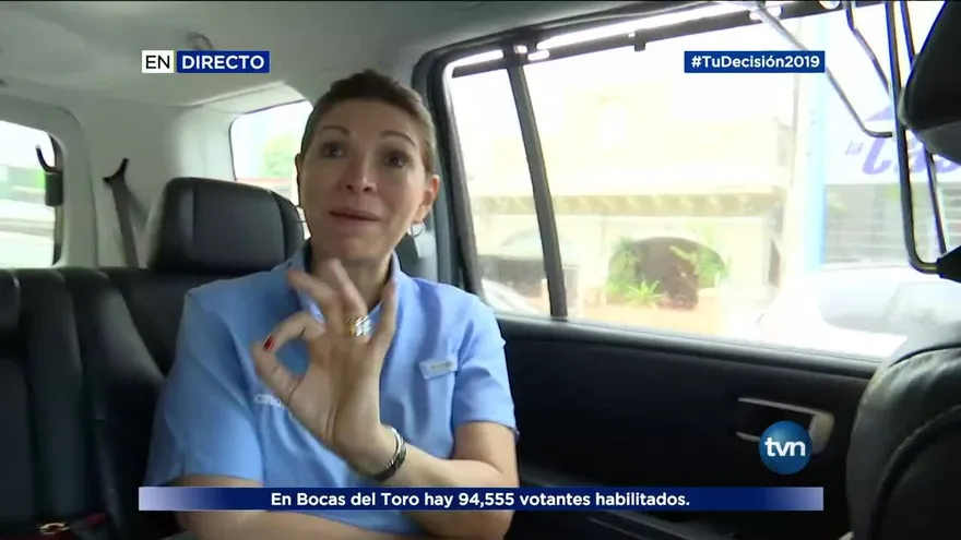 Ana Matilde Gómez acompaña a sus seguidores a votar