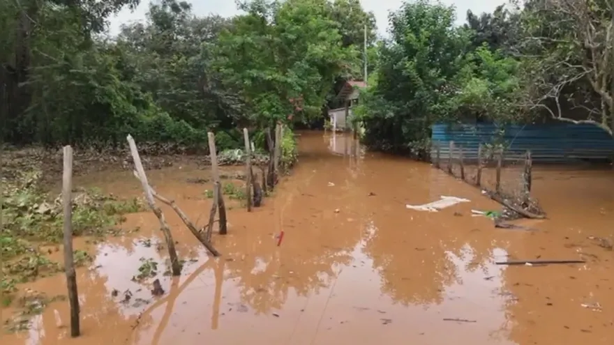 Viviendas anegadas en Azuero