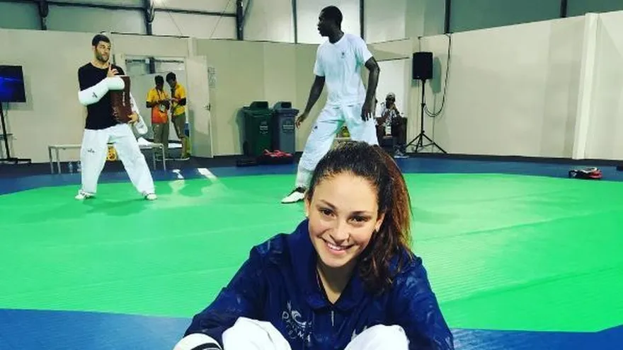 Carolena se reporta lista para su duelo.