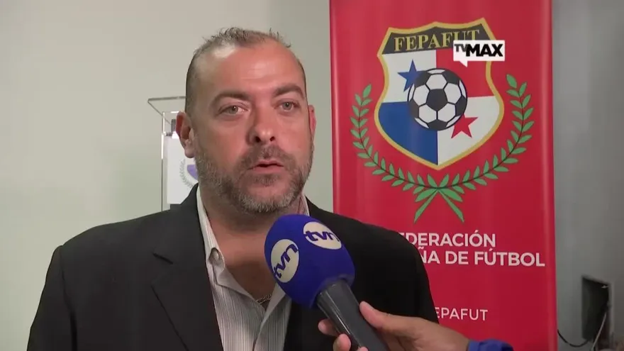 Mario Corro de la Liga Panameña de Fútbol explica los season tickets y calendarios