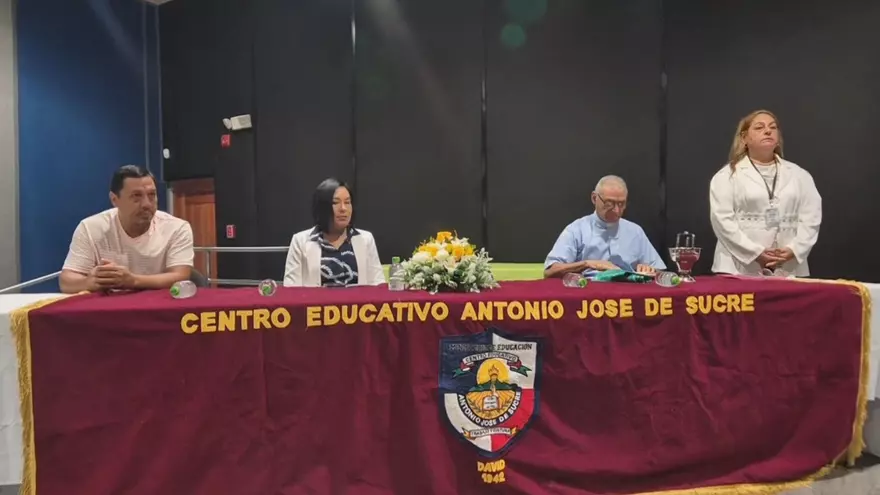Queda inaugurada la escuela Antonio José de Sucre, en Chiriquí.