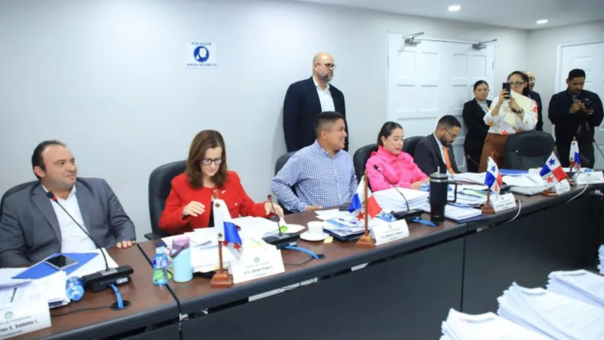 Planilla y tecnología: los destinos de los nuevos fondos para la Asamblea
