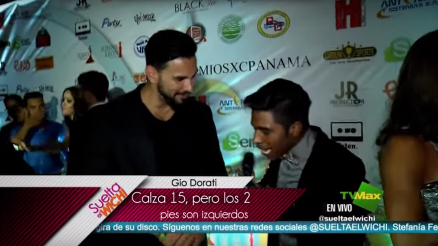 Gio Dorati calza 15 pero los dos pies son izquierdos