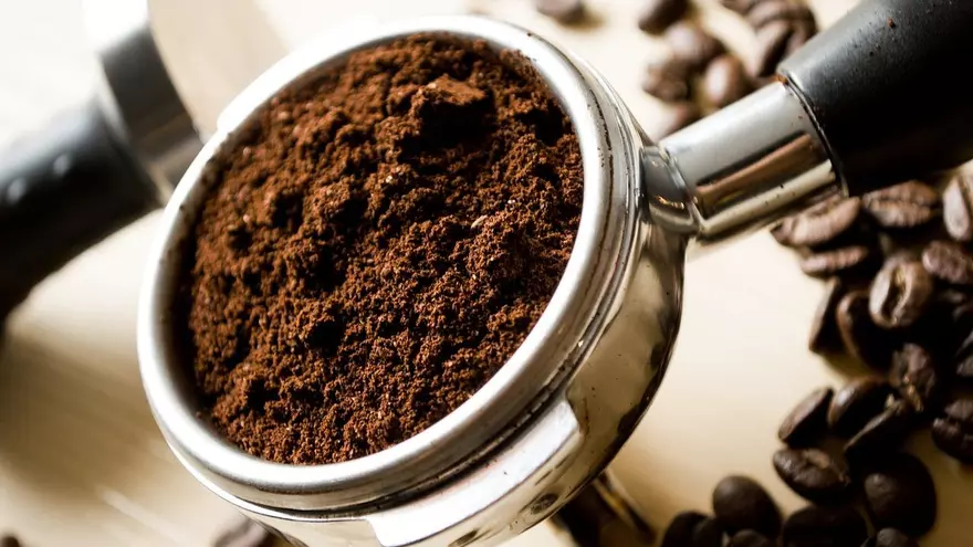 Foto ilustrativa de café antes de ser preparado
