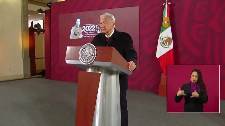 Kerry abogó en México por apertura en mercado eléctrico