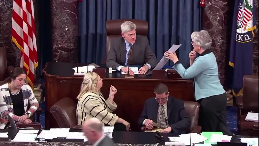 EEUU atrapado en turbulencia por parálisis parcial de gobierno