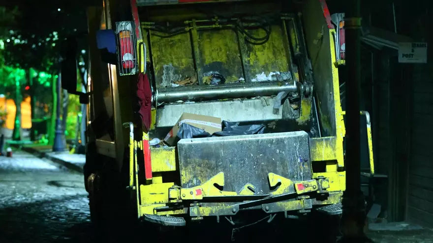 Violento choque entre un camión de basura y una camioneta deja al menos seis muertos en República Dominicana