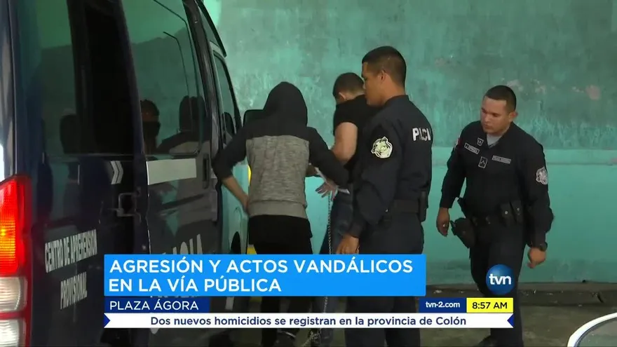 Llegan los implicados en agresión a una mujer en la vía pública