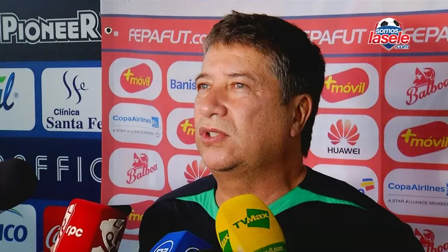 "Bolillo" trabaja el partido contra Cuba con toda seriedad