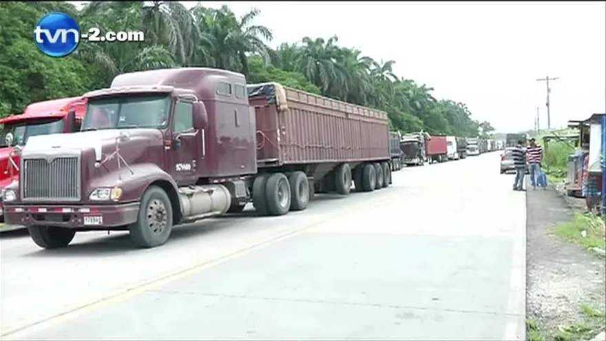 Carretera al muelle 16 en mal estado, piden su urgente reparación