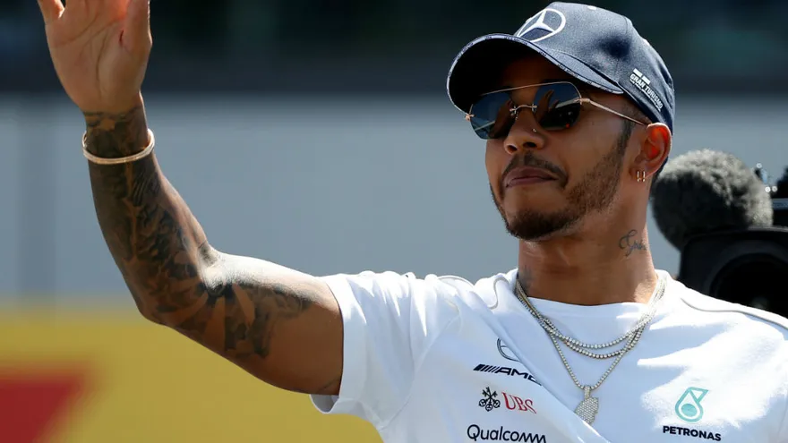 Hamilton: "Tal y como esperábamos los Ferrari y los Red Bull fueron rápidos" | Agencia