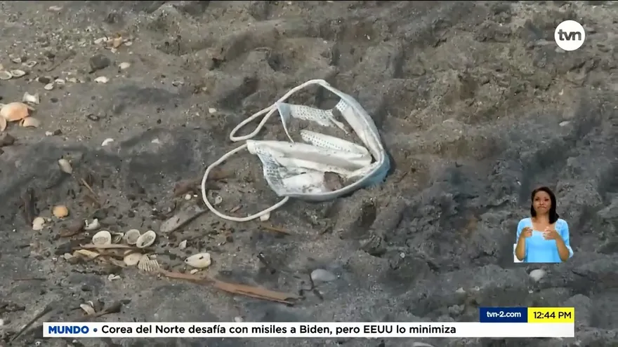 Gran cantidad de basura dejan visitantes en playas de Panamá Oeste
