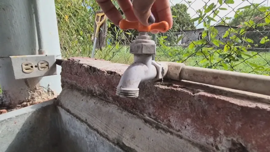 Moradores de El Caño en Natá se quejan por falta de agua potable