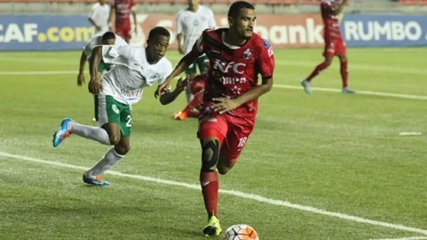 Johnny Ruíz jugará en Costa Rica