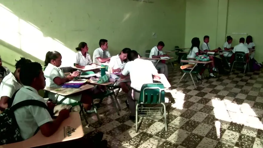 Noticiero Estelar 11 de abril del 2017 - Bloque 5