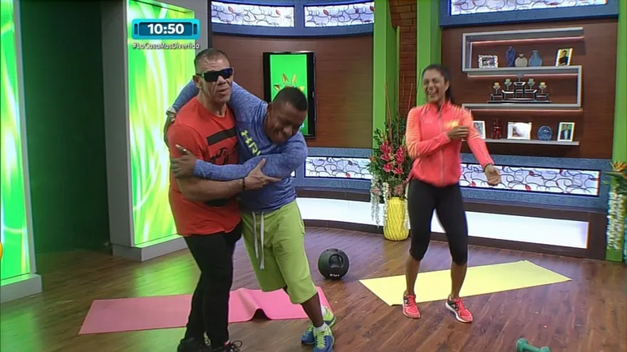 Rutina de ejercicios para personas ocupadas con magnético de Comando