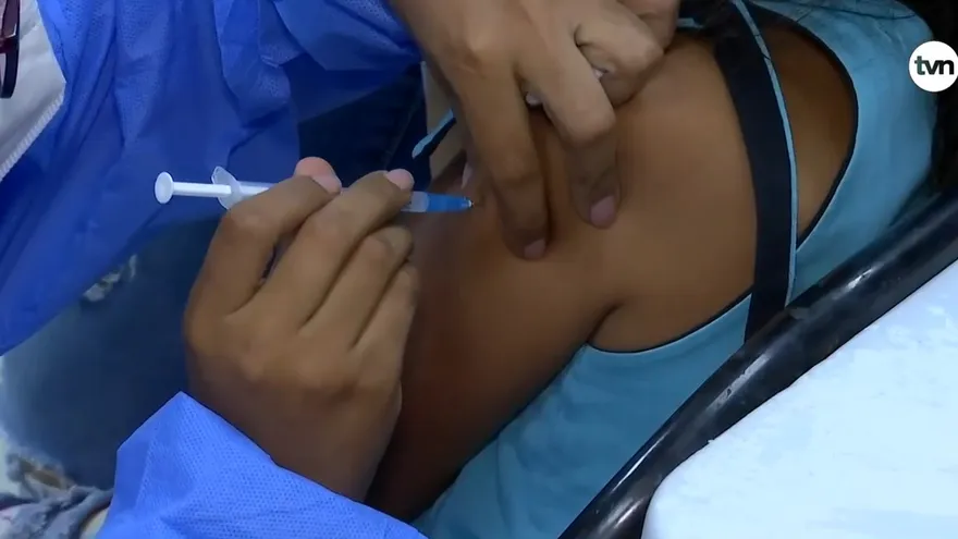 Panamá se prepara para colocar vacuna bivalente
