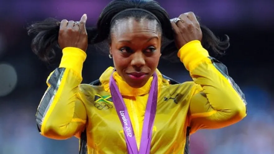 Campbell Brown fue suspendida por investigación