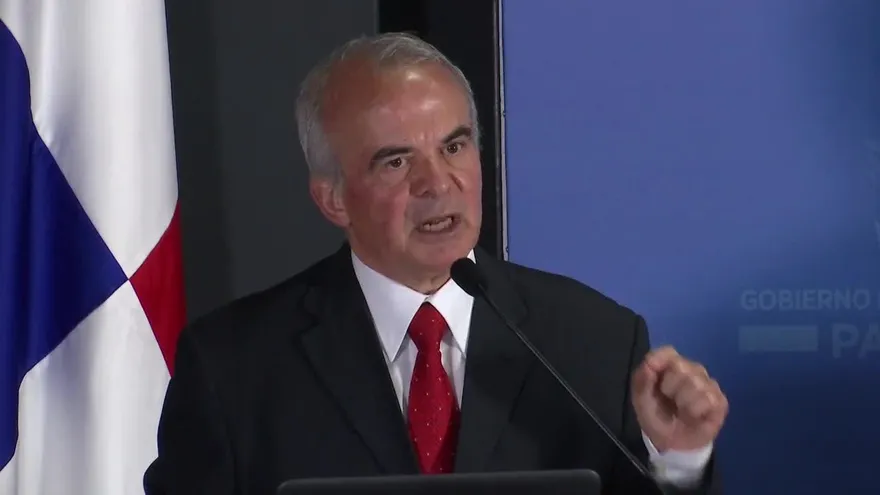 Más de la mitad de los trabajadores tienen salarios de 800 dólares o menos