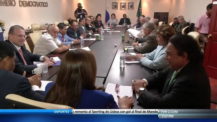 Aumenta la lucha por el control de Cambio Democrático