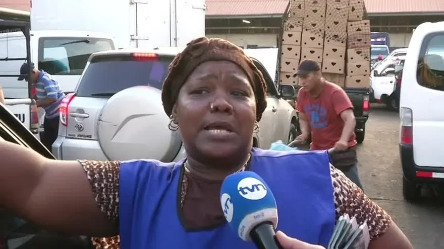 Celebra el Día Internacional de la Mujer Trabajando