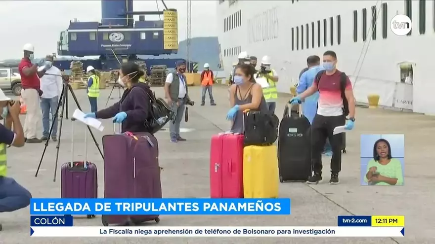 Arriban panameños que se encontraban a bordo de crucero