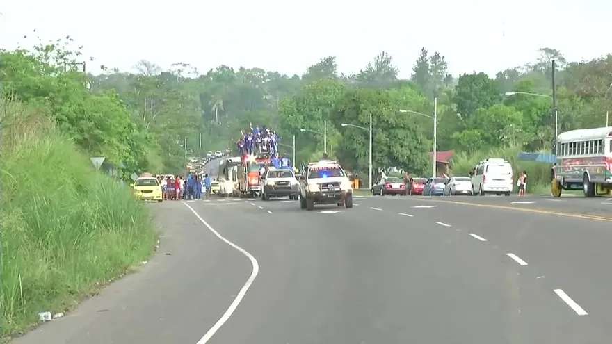 Caravana en Colón, por llegada de los ‘Beep Beep’