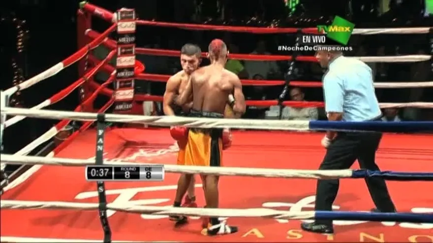 Por decisión unánime venció Israel Hidrogo a Julio Escudero