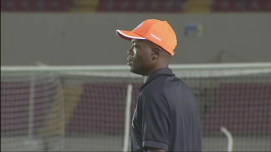 Director Jorge Dely Valdés fue removido del Tauro