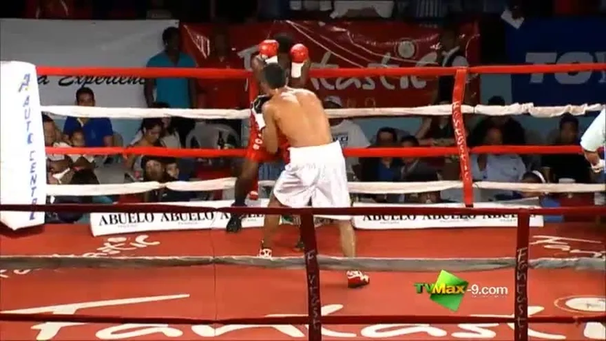 Aristides Quintero Fusila a Moreno por Nocaut