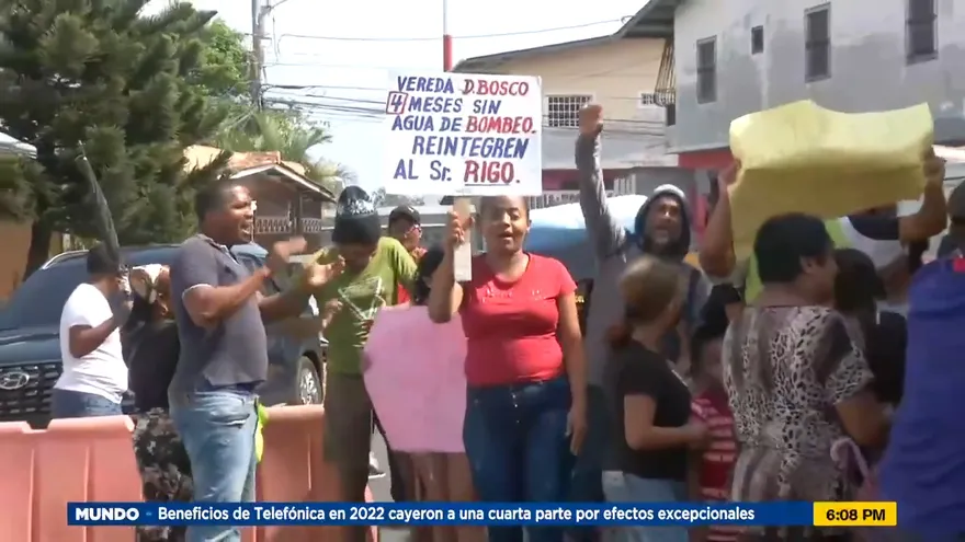 En Veracruz protestan por falta de agua en medio de sorteo de la Lotería