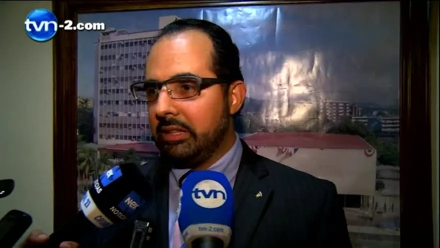 Asamblea aprueba citar a Bianchini