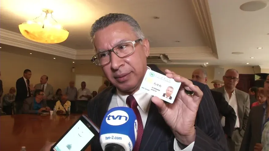 CSS inicia investigación por supuesta venta de carné a extranjero