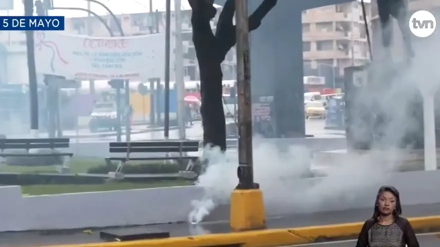 Enfrentamientos en la Plaza de 5 de Mayo