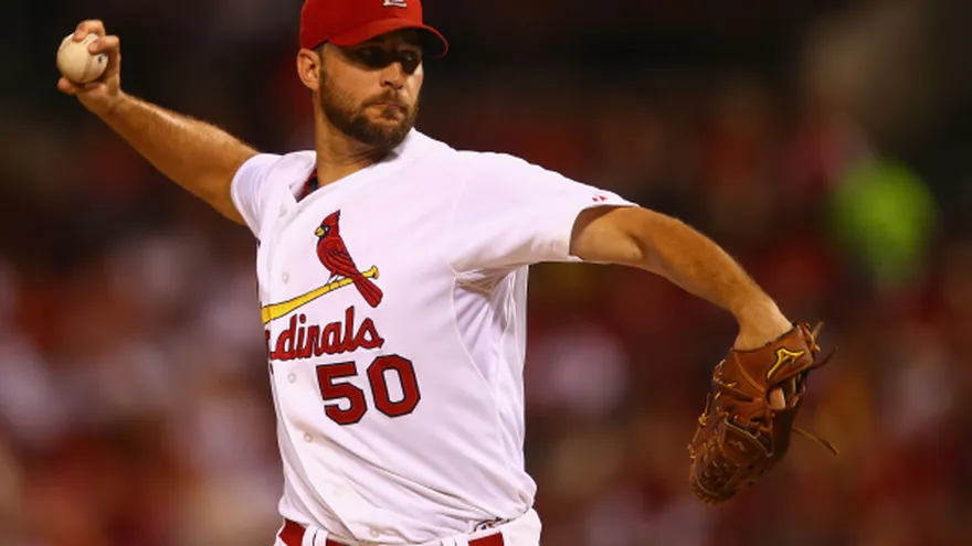 Wainwright no necesita cirugía en su codo derecho