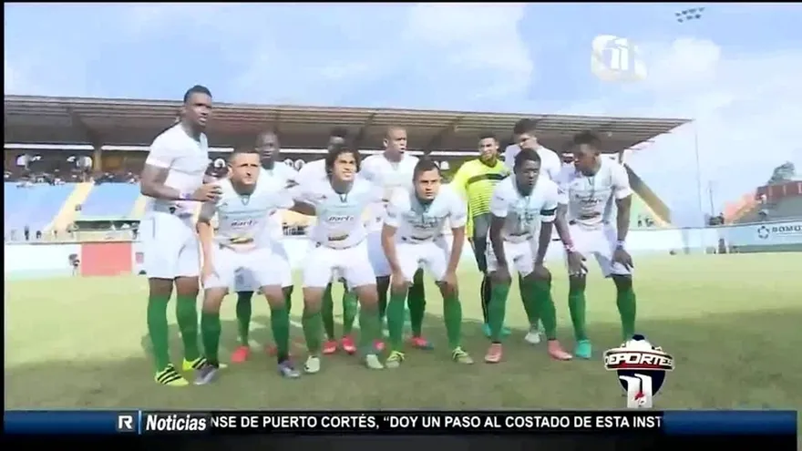 La actuación de los panameños José Calderón, Richard Dixon y los dos goles de Brunet Hay Pino