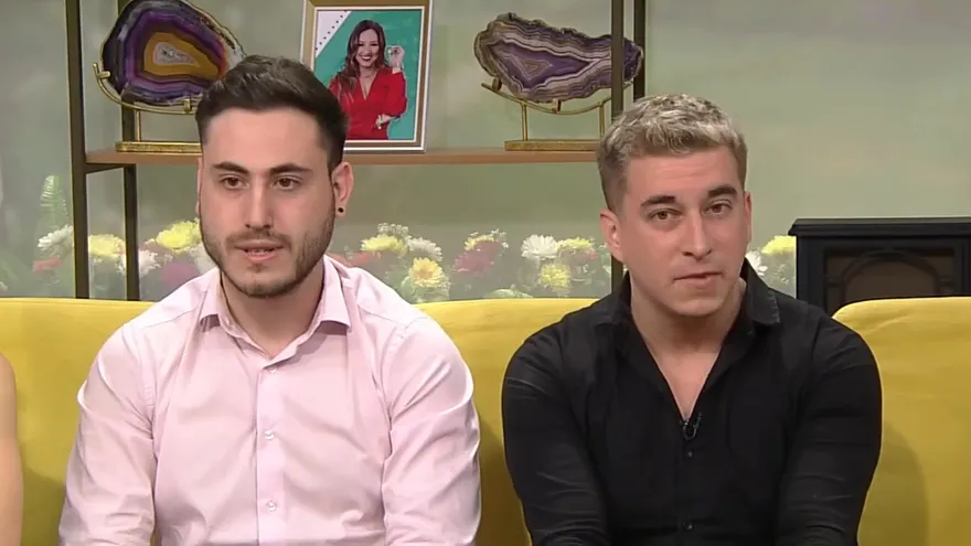 Invitados: Los narradores, Lautaro y Nico visitan Jelou