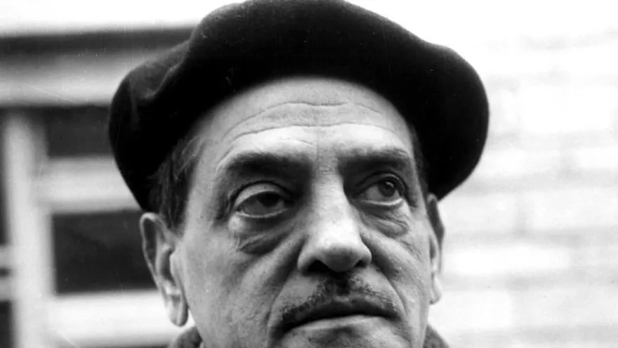 Retrato del director de cine español Luis Buñuel.