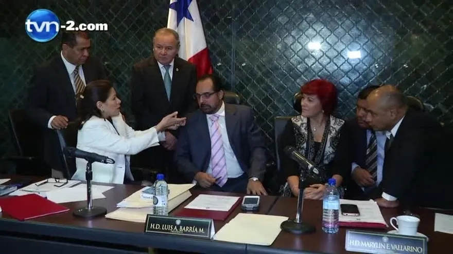 Comisionados reducen a 22 los aspirantes a Contralor