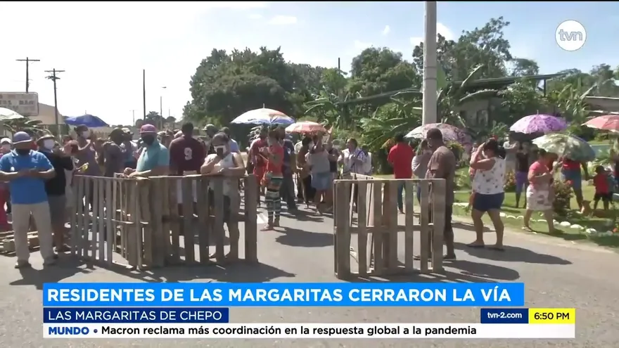 Residentes de Las Margaritas cerraron la vía