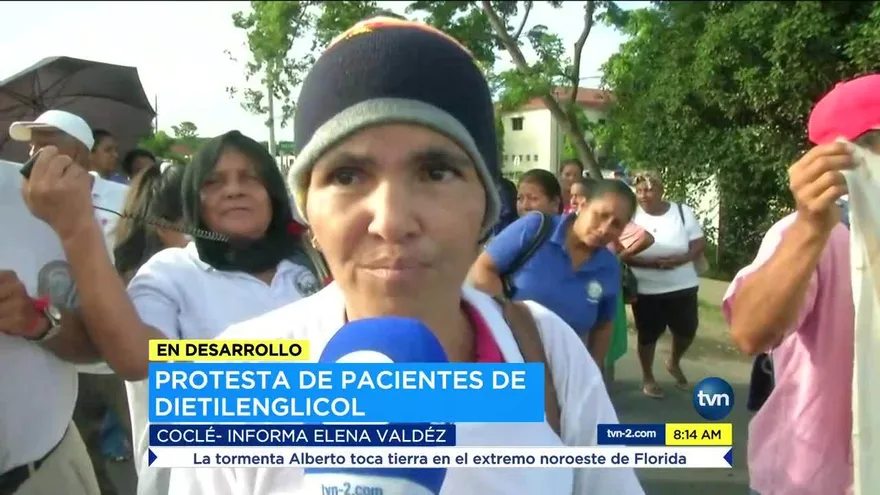 Afectados por dietilenglicol protestan en Penonomé