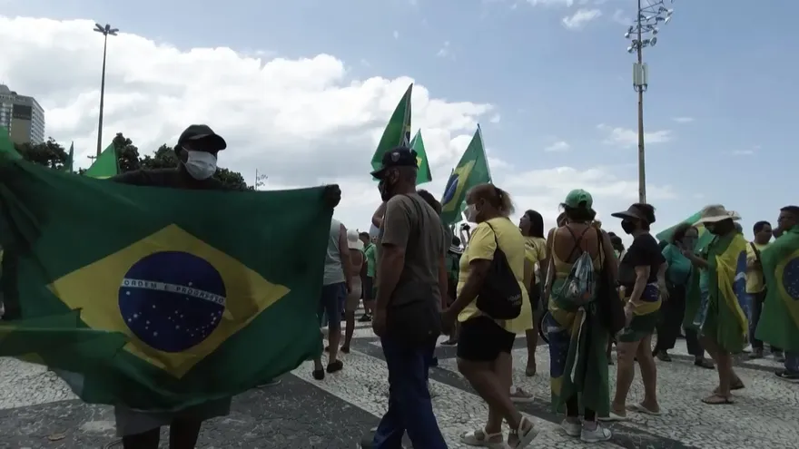 Bolsonaro nombra a la nueva cúpula de las FFAA de Brasil